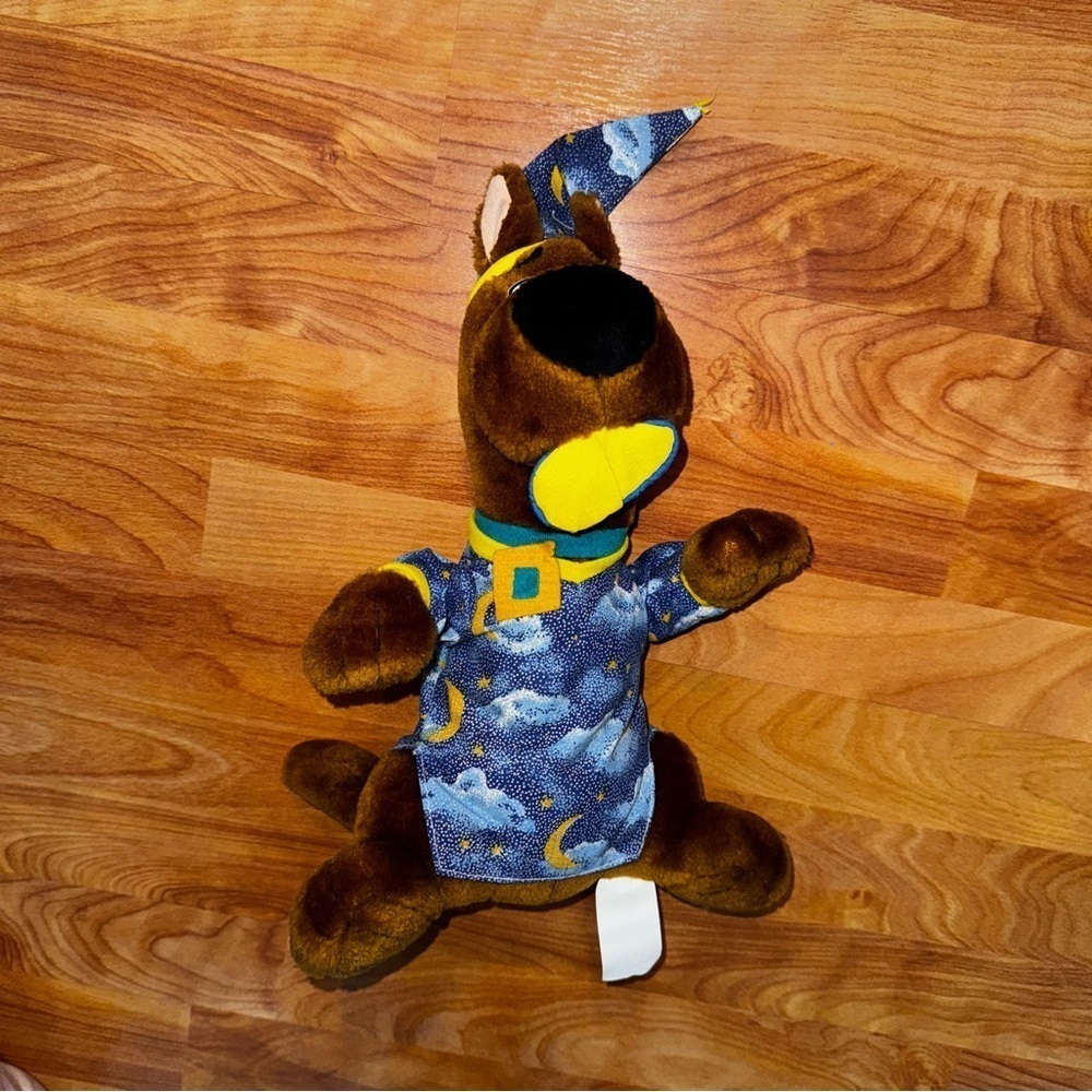 Cartoon Network Scooby Doo Stuffed Animal Plush Dog Bedtime Pajamas